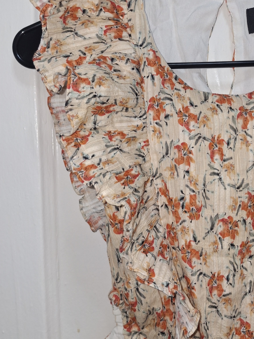 MINKPINK Floral Ruffle Mini Dress Side Cutout Cream Orange Size S NWT - Picture 7 of 17